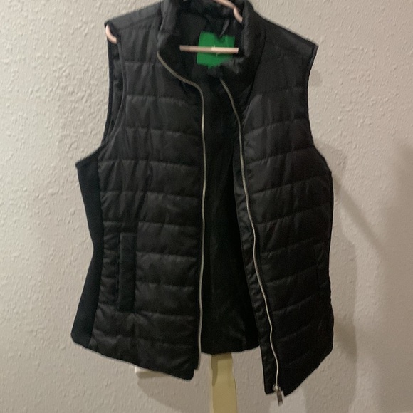 Trend black puffer vest - Picture 2 of 2